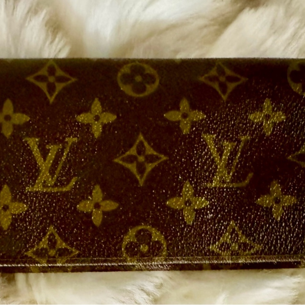 Vintage Louis Vuitton Monogram Wallet
